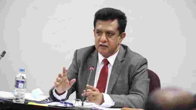 කෝප් කමිටුව හිස් වෙයිද? චරිතත් යන්න යයි!