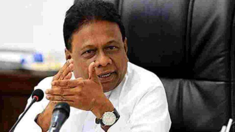 බිලිඳුන් 27ක් අම්මලා එක්ක හිරේ – රැඳවියන් අතර උපාධිධාරීන්