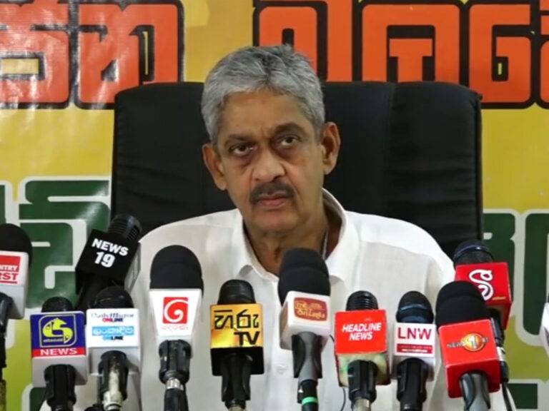 සරත් ෆොන්සේකාගේ මාධ්‍ය හමුවට බුද්ධි අංශ ඇවිත්! (VIDEO)