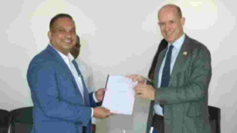 ශ්‍රී ලංකාවේ පුනර්ජනනීය බලශක්තිය සඳහා යුරෝ 450,000ක් ප්‍රංශයෙන්!
