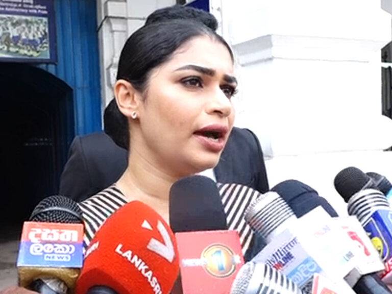ආශුගේ බලු ප්‍රශ්නයත් අරන් හිරුණිකා CID යයි