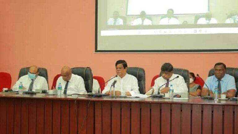 පොදු ක්‍රමවේදයක් ඔස්සේ සියළුම කොන්ත්‍රාත්කරුවන්ගේ ගෙවීම් ක්‍රමානුකූලව සිදු කිරීමට කටයුතු කරනවා.” – බන්දුල කියයි..