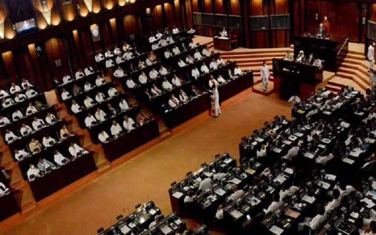 අද පෙරවරු 09.30ට පාර්ලිමේන්තුව යළි රැස්වේ.