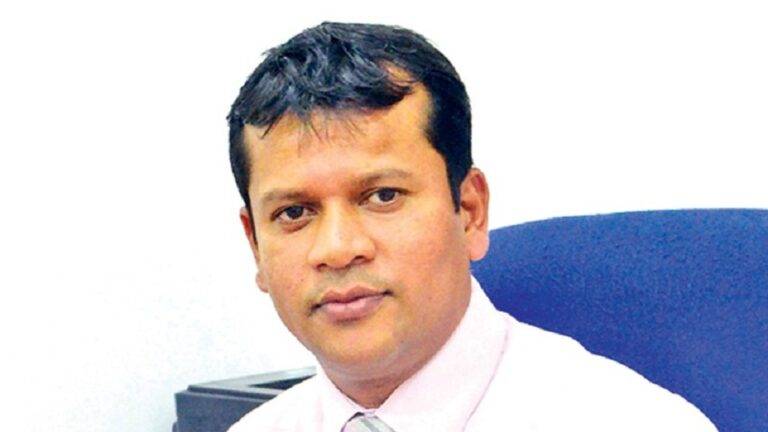 වෙනත් දේශපාලන ඉත්තෙක්ට පාපන්දුව යළිත් රැවටෙයි ….?