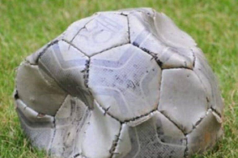 FIFA ලාංකේය පාපන්දුවේ හුළං අරියි
