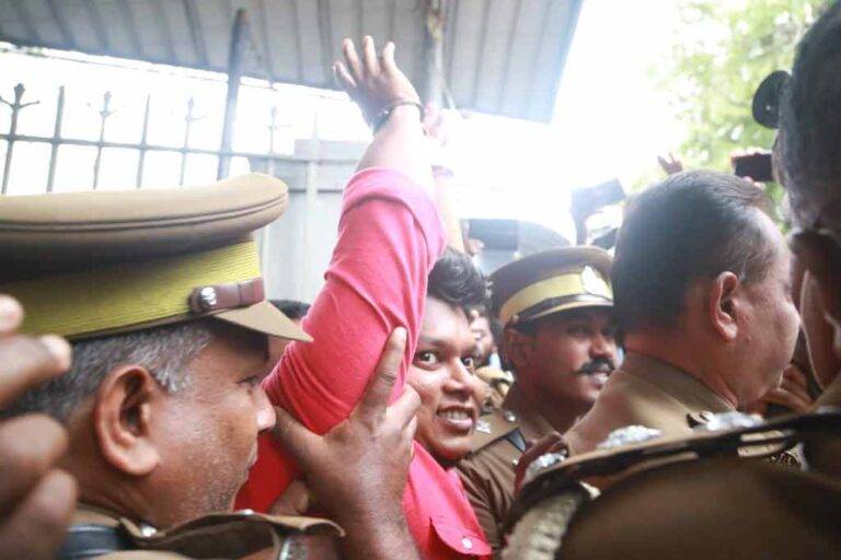 වසන්ත මුදලිගේ ආරක්ෂිතද ?