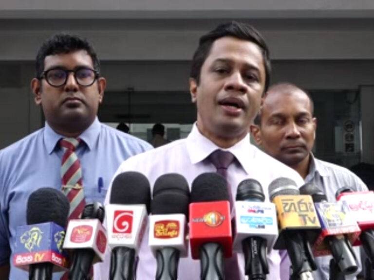 ඖෂධ හිඟය ගැන කියන්න SLMA මානව හිමිකම් කොමිසමට යයි! (VIDEO)