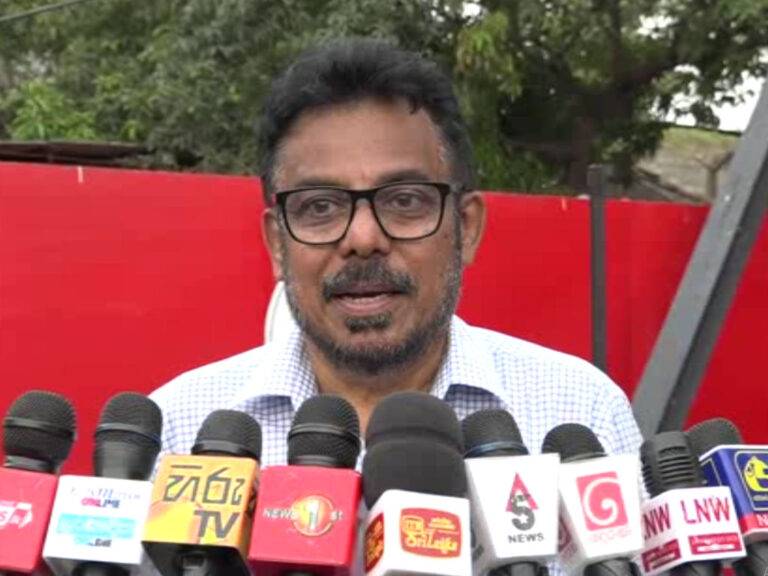 තෙල් වෘත්තීය සමිති අඛණ්ඩ වැඩවර්ජනයක් ආරම්භ කරයි – තෙල් බෙදාහැරීම සම්පූර්ණයෙන් අඩාල වෙයි (VIDEO)