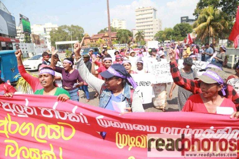 ක්‍රම වෙනසට අලුත් පාරක් – නොනිමි අරගලයට – කාන්තා බලයක්! කාන්තා හඬ අද කොළඹ කළඹවයි.