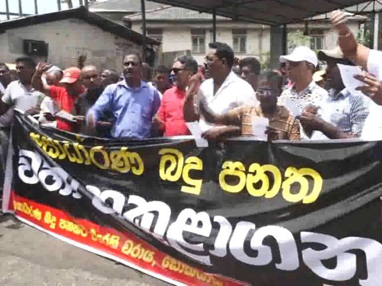 වර්ජනය අතරතුර කොළඹ වරායේ උණුසුම් තත්වයක් (VIDEO)