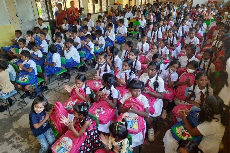 “කිරිත් නැති, කැකිරිත් නැති” වත්තල ළමයින්ට නෙළුම් යායෙන් තවත් එක් ප්‍රදානයක්!