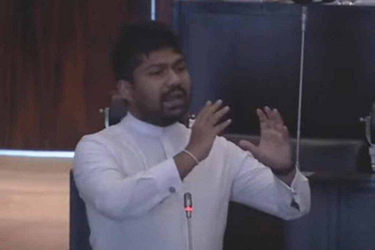 හරක් කටාගේ නීතීඥයාමයි පොලිස්පති පත්කිරීම ගැන උපදෙස් දෙන්න එන්නෙත් – චානක (VIDEO)