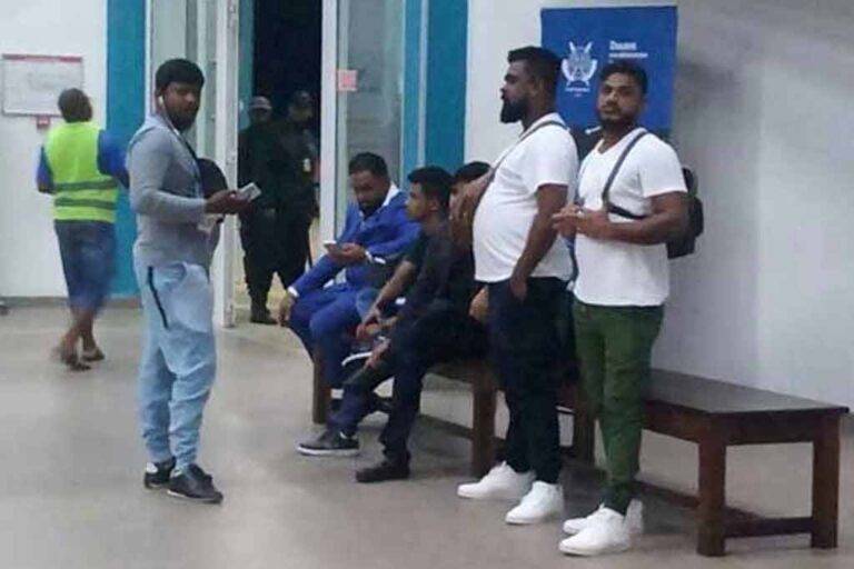 CID ය හරක් කටා සහ කුඩු සළිඳු මෙරටට රැගෙන එයි