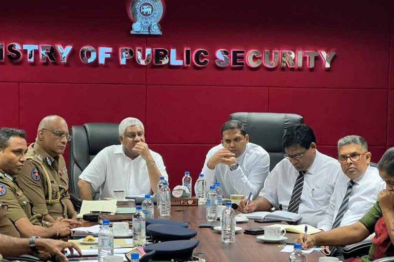 සංචාරකයන් වෙනුවෙන් විශේෂ බලකායක් පිහිටුවීම කෙරෙහි අවධානය