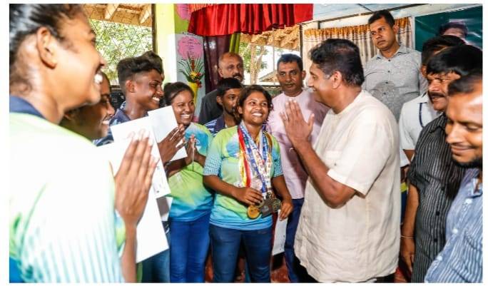 අපේ රටේ තියෙන ලොකුම ලෙඩේ කුහකකම – සජිත් ප්‍රේමදාස