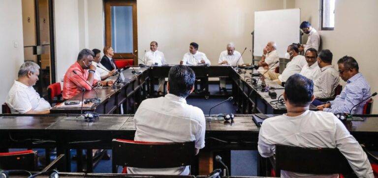 විපක්ෂයේ දැවැන්ත බලවේගයක් නිර්මාණය වෙයි.