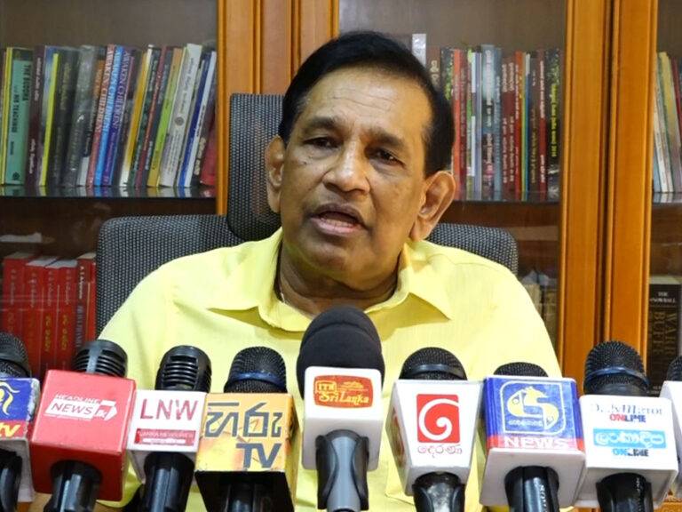 පක්ෂ දේශපාලනයට කලින් ජනතාව ගැන හිතන්න ඕන – රාජිත (VIDEO)