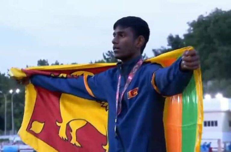 පැහැසර ⁣පැහැබර කිරීමේ කීර්තිය