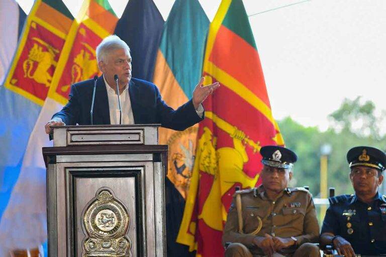 මා ජනාධිපති ධූරයේ සිටින තාක් කල් රටේ නීතිය හා සාමය කඩ කිරීමට කිසිවෙකුට ඉඩ දෙන්නේ නැහැ