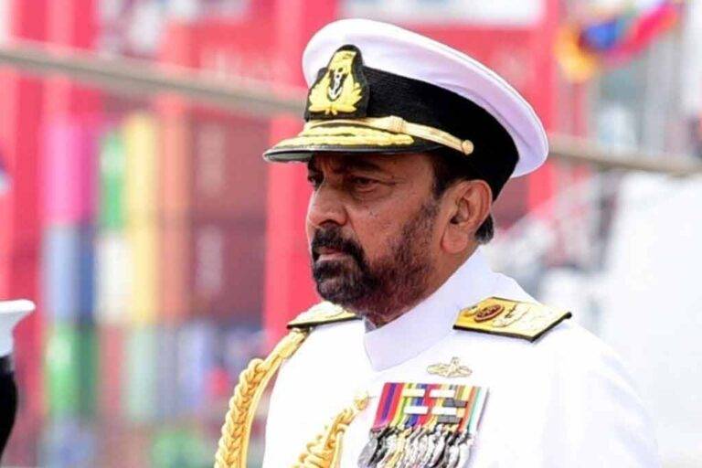 වසන්ත කරන්නාගොඩට ඇමරිකාවට ඇතුළු වීම තහනම් කෙරේ !