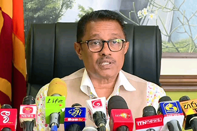 තමා ඉවත් කළහොත් එය ඉතිහාස ගත වැරැද්දක් බව ජනක රත්නායක පවසයි