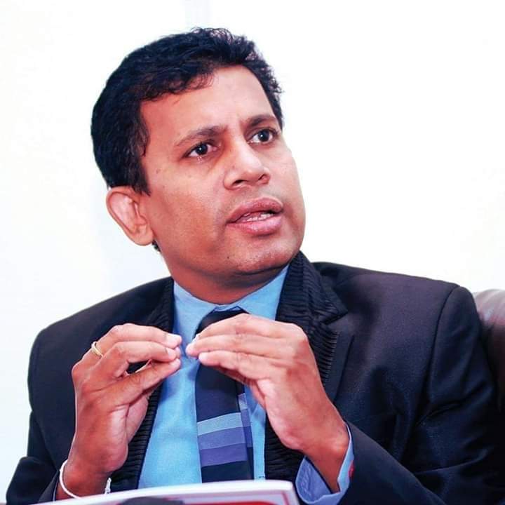 දුම් ගැහුවම මදුරුවෝ ගෙට එනවා වගේ කථා කියන්නේ කිසිදු පදනමක් නැතුව – රවි කුමුදේශ්