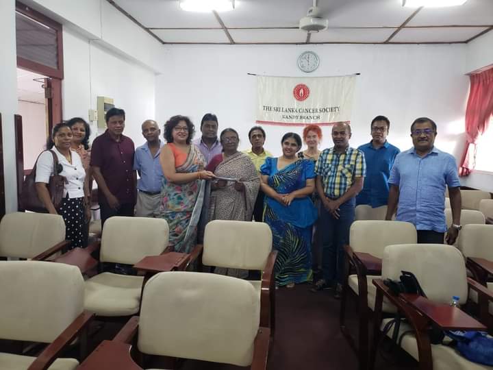 ලන්ඩන් නුවර ජීවත් වන හදවත ලස්සන මිනිස්සු