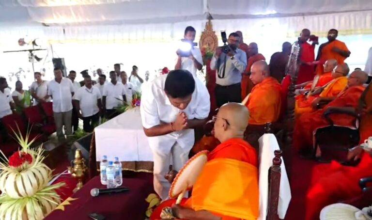 අධිකරණ සංඝනායක දුර ප්‍රදානෝත්සවයට සහභාගි වූ විපක්ෂ නායකවරයා