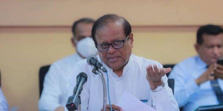 ගුරු හිඟය පියවන්න විද්‍යාපීඨ ගුරුවරු 7800කට නව පත්වීම්!