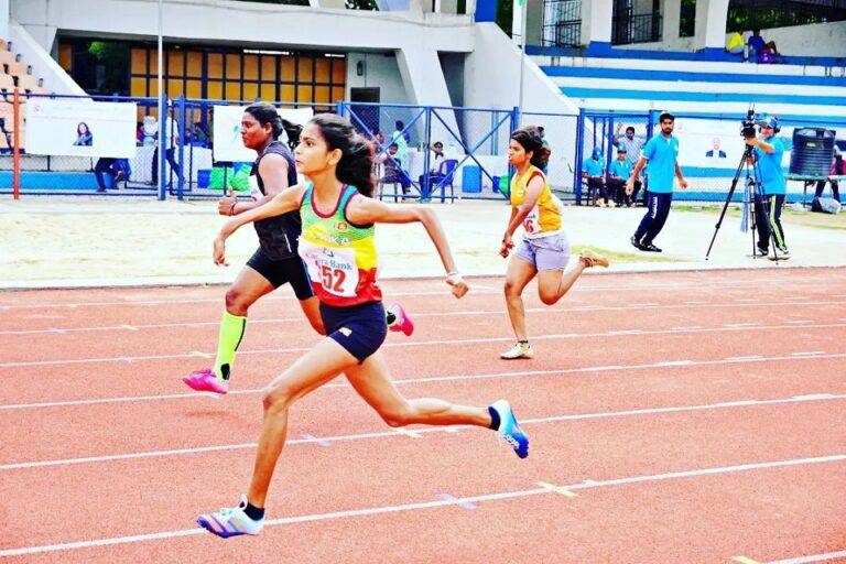 ඉන්දියාවෙදි දිස්නෙ දෙන ලංකාවේ හෙට පැරා