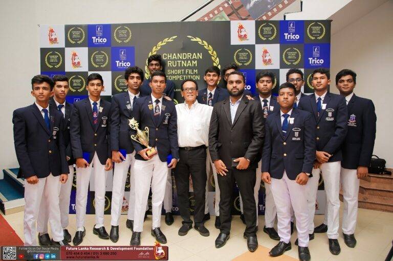 හෙට දවසේ සැලෝලයිඩ් ප්‍රකාශකයන් අතරින් වැඩිම ගෞරවය මාරිස්ටෙල්ලාවට