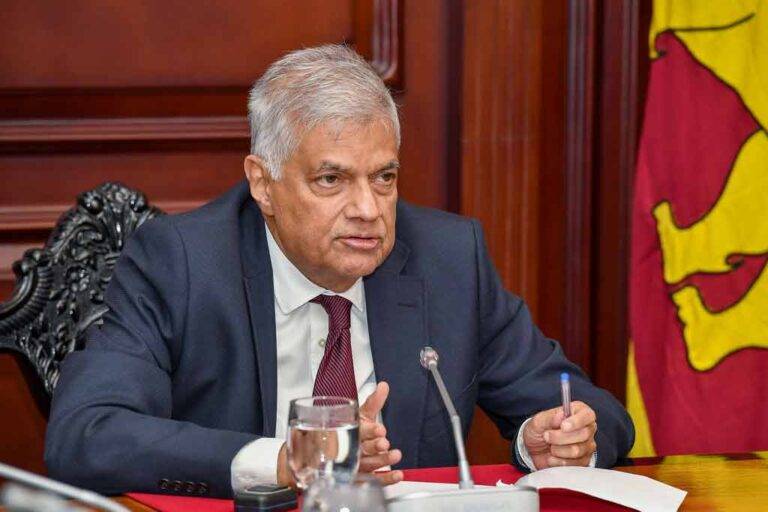 පරණ දේශපාලනයෙන් රටක් දියුණු කරන්න බෑ – ජනපති