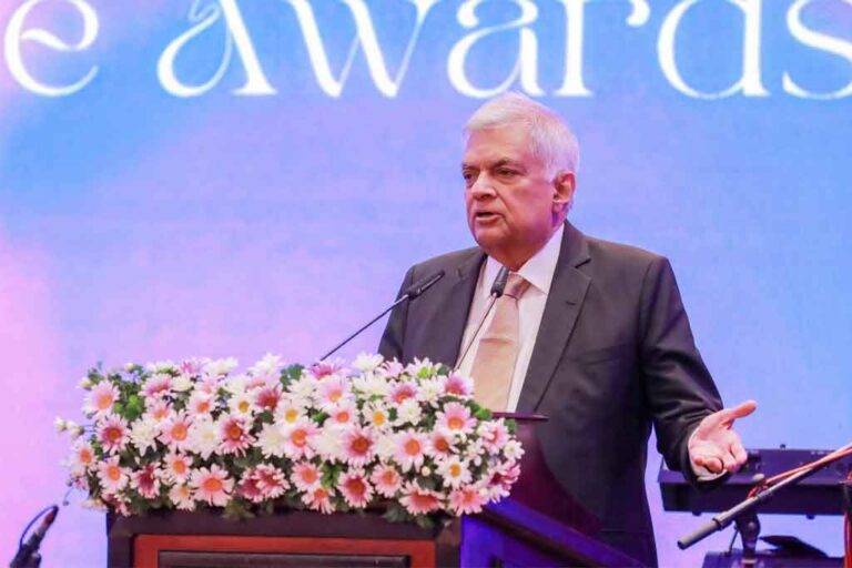 නව තාක්ෂණය සමඟ ඉදිරියට යාමට විශ්වවිද්‍යාල පද්ධතිය සූදානම් කරනවා – ජනපති