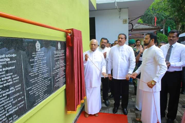 අර්බුදයෙන් ගොඩ එන්න අපට ශක්තිය දුන්නු ග්‍රාමීය ජනතාව රට පුරා සිටිනවා –  අගමැති