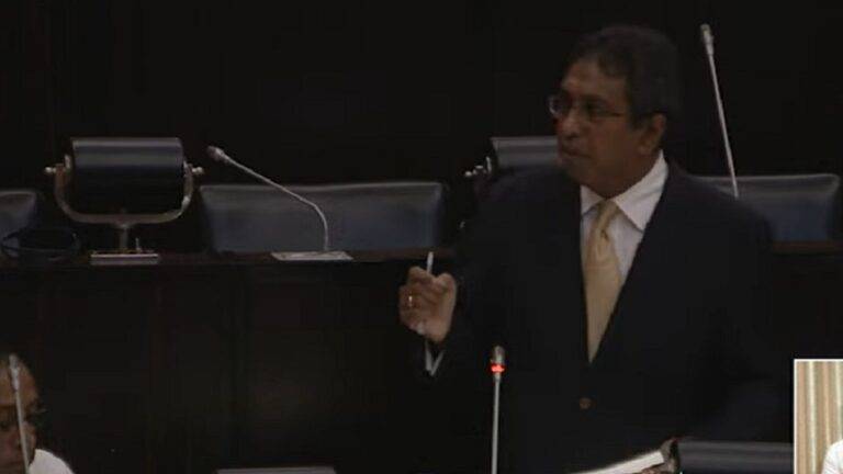 දහඩිය මහන්සියෙන් ගොඩ නැගූ සුළු හා මධ්‍යම පරිමාණ සහ ක්ෂුද්‍ර ව්‍යාපාර රැකගත යුතුයි! (VIDEO)