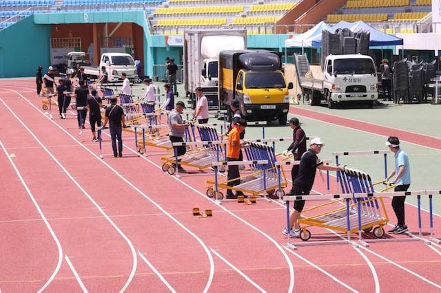 අපිට හොඳ පහසුකම් ලැබෙනවා – සුසන්ත ප්‍රනාන්දු කොරියාවේ සිට