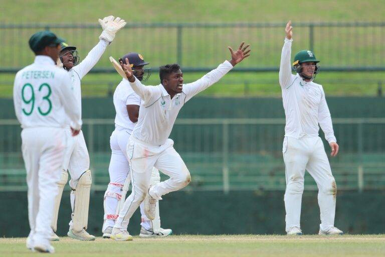 ශ්‍රී ලංකා කණ්ඩායම දකුණු අප්‍රිකානුවන්ට නුවර සිරි බලන්නට  වැඩි පුර දවසක් දෙයි