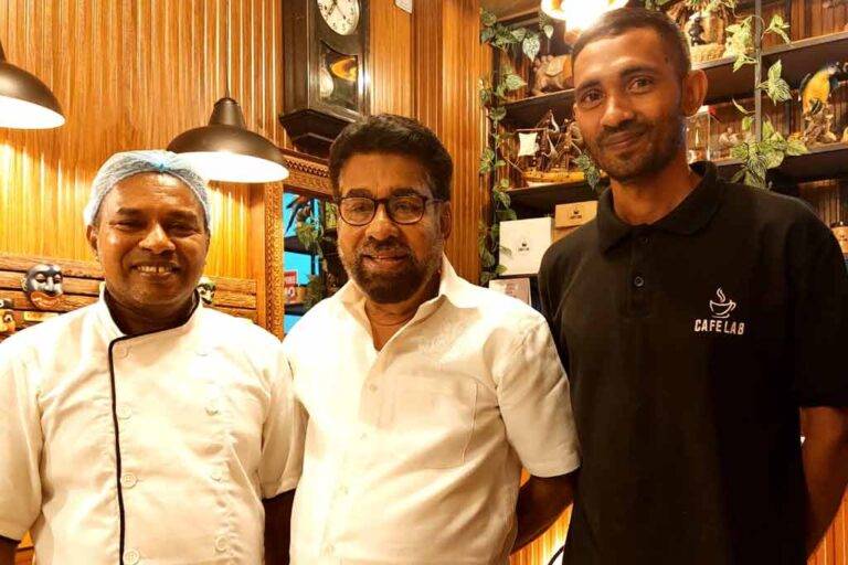ජුලි 08 මර්වින් නැවතත් කරළියට !