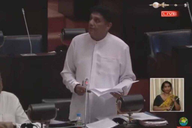 ඓතිහාසික පෙරළියකට විපක්ෂ නායක සජිත් පාර්ලිමේන්තුවෙන් වැඩ අරඹයි (VIDEO)