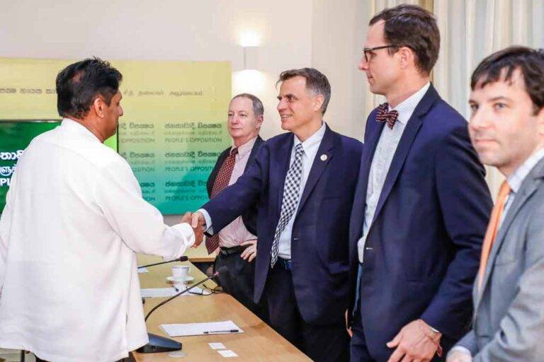 ආසියානු කලාපීය එක්සත් ජනපද නියෝජ්‍ය සහකාර ලේකම් විපක්ෂ නායක සජිත් හමුවෙයි !