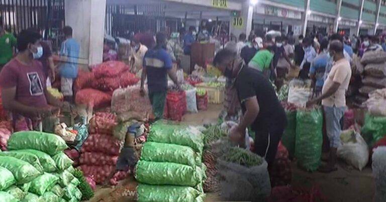 මැනිං වෙළෙඳපොළේ විරෝධයට එක් වූ පිරිසක් අත්අඩංගුවට!