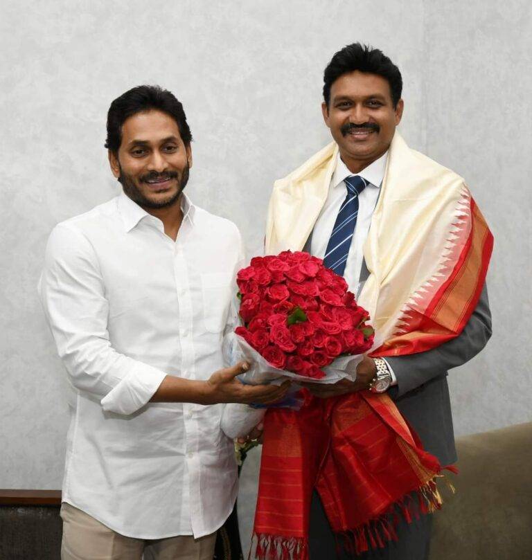 නැගෙනහිර පළාත් ආණ්ඩුකාර සෙන්තිල් තොණ්ඩමාන් මහතා ආන්ද්‍රා මහ ඇමති හමුවෙයි!