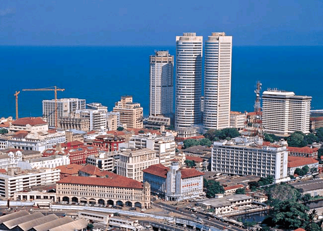 මෙරට උස් ගොඩනැගිලි වර්ගීකරණයට ලක් විය යුතුයි  – මහාචාර්ය අතුල සේනාරත්න
