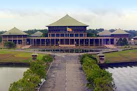 රට බංකොලොත් වුණේ කොහොමද හොයන්න පාර්ලිමේන්තු කමිටුවක් – කමිටු සභාපති පොහොට්ටු ලේකම්