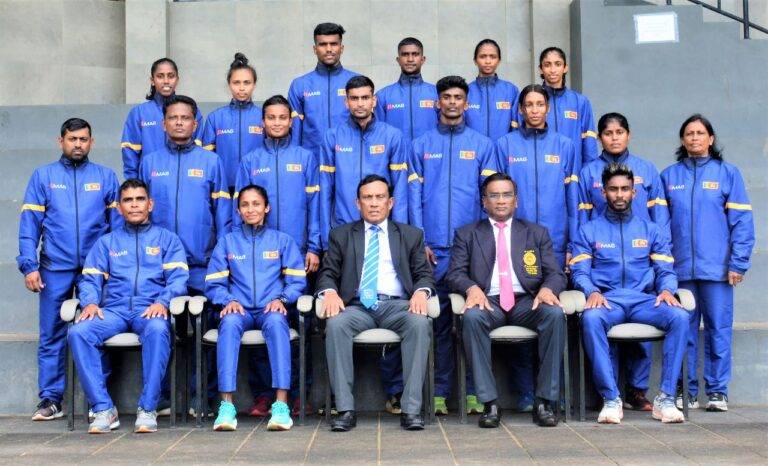 මලල ක්‍රීඩක ක්‍රීඩිකාවෝ ලක්ෂපතියෝ කරති