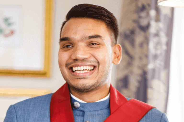 මහින්ද රාජපක්ෂ ණයක් ගත්තා නම් ඒ හැම සතේකටම මහපොළවට වටිනාකමක් දුන්නා – නාමල් (VIDEO)