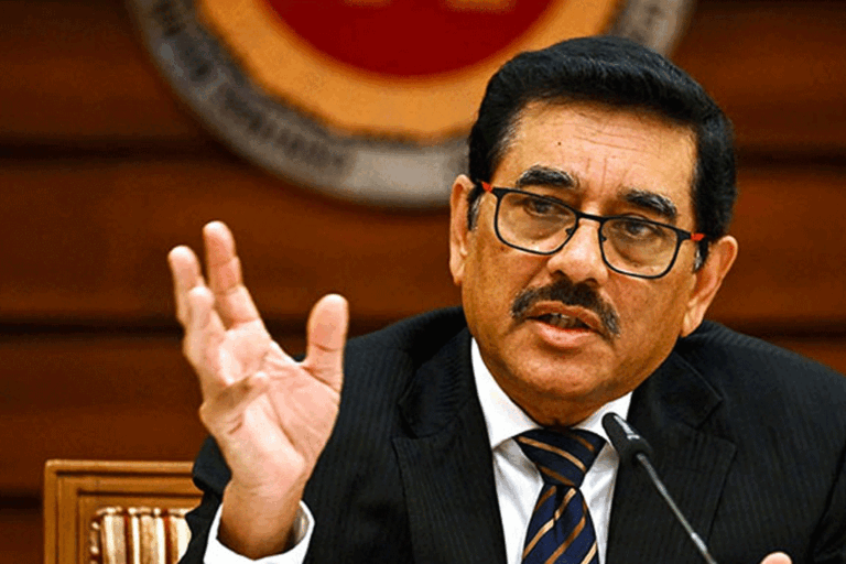 යන මඟ ආපසු හැරෙව්වොත් රට අනතුරේ – මහ බැංකු අධිපති