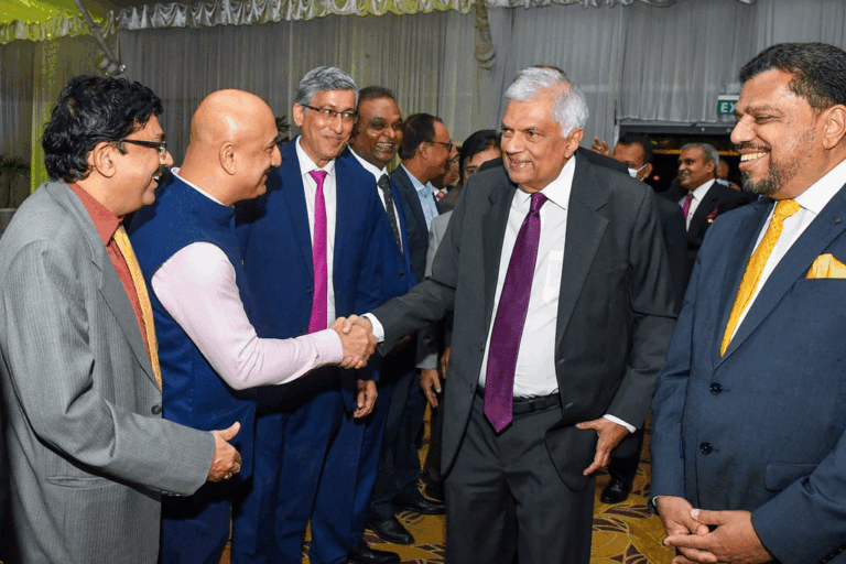 ආර්ථික වර්ධනය උදාකර ගැනීමට නම් ශ්‍රී ලංකාව ලෝකයට විවෘත විය යුතුයි – ජනපති ඉන්දීය ව්‍යාපාරික හමුවේ දී පවසයි