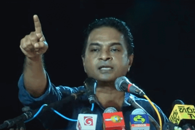 රනිල්ට බලය දුන්නේ කාරණා දෙකකට විතරයි. ඉන් එහා කිසිම ගමනකට අපේ සහාය නෑ – පොහොට්ටු ලේකම්