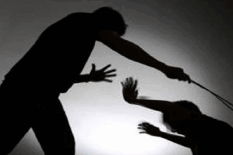 9 හැවිරිදි සිසුවියකට පහරදුන් විදුහල්පති අත්අඩංගුවට